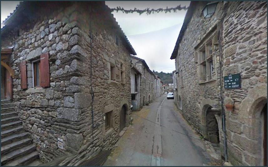 Gites En Cevennes "Chez Steloune" Genolhac Exterior foto